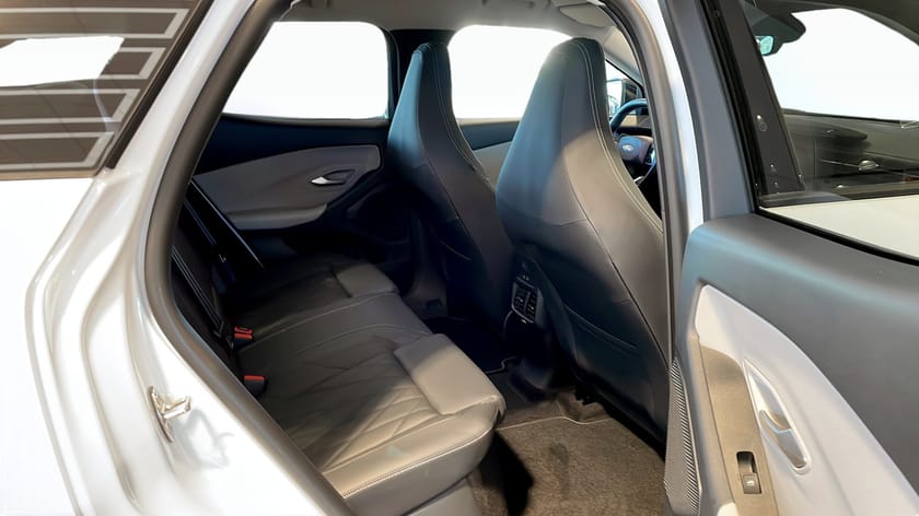 Bild 5 av Ford Explorer EV Extended Range RWD Premium Long 286HK DEMO PL 4495/mån