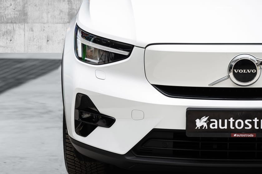 Bilde 3 av Volvo XC40 Recharge Twin motor AWD I H. feste I Oppvarmet ratt I Adaptiv cruise