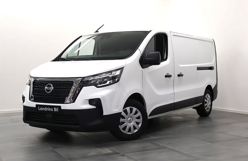 Bild 1 av Nissan Primastar 3.0t 2.0 dCi B-kamera Värmare ink service