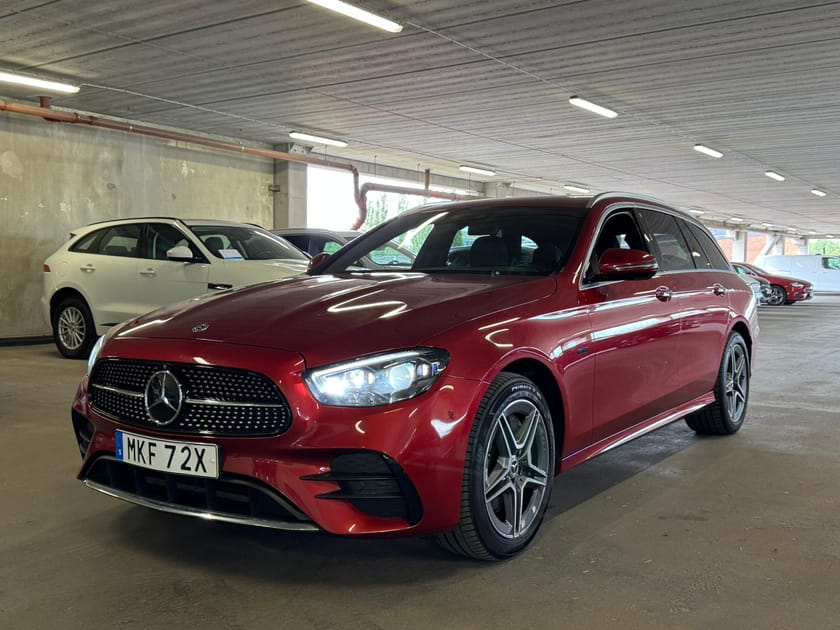 Bild 1 av Mercedes-Benz E 300 T de 4MATIC 