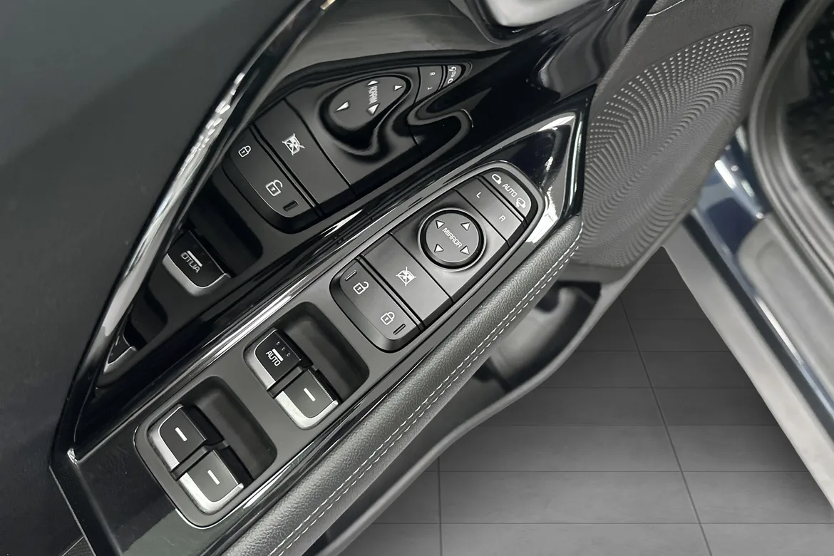 picture of a car