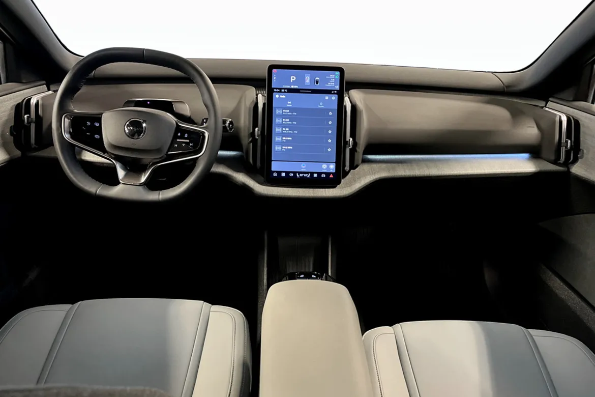 Volvo EX30 Twin Motor Performance