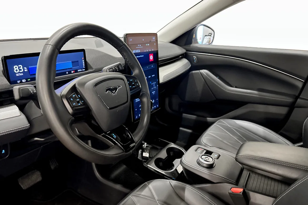 Ford Mustang Mach-E Standard Range