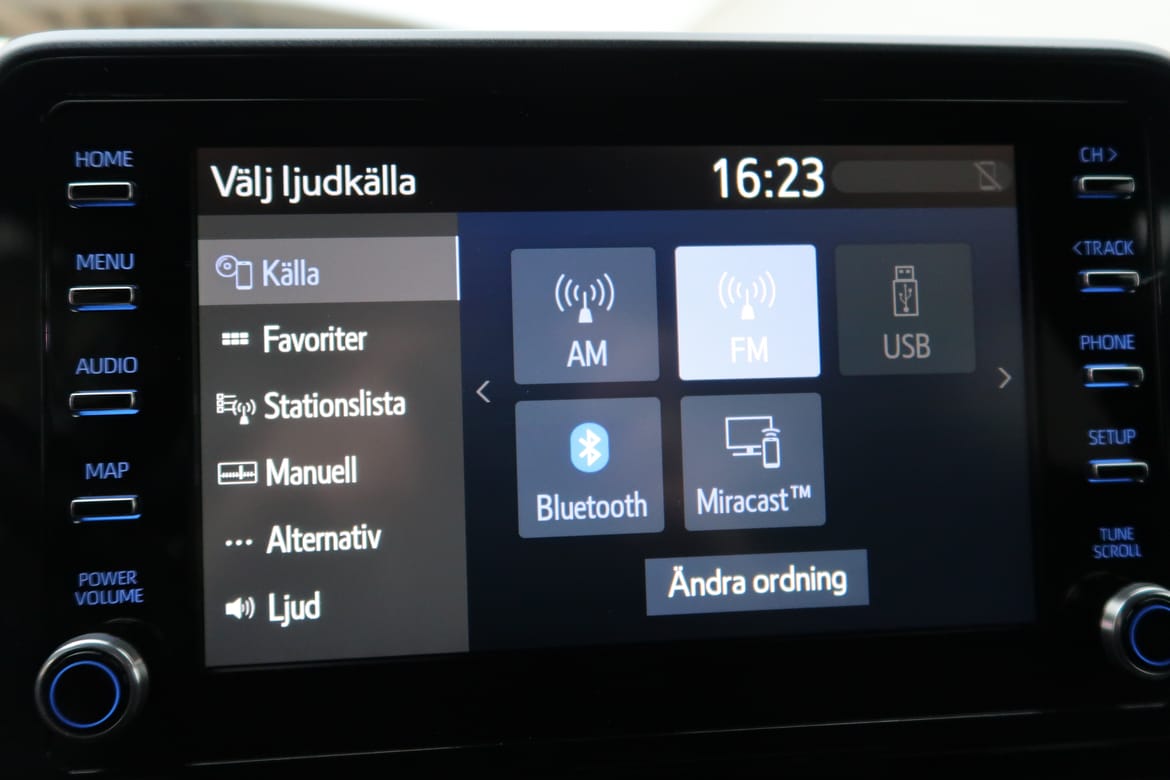 Toyota C-HR 2020 - miniatyr 17