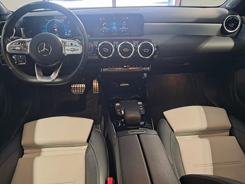 Bild 2 av Mercedes-Benz A 250 e Plug in AMG Line Night Package Automat