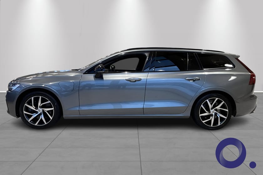 Bilde 2 av Volvo V60 T8 390HK AWD/ R-DESIGN / HEAD-UP / KROK