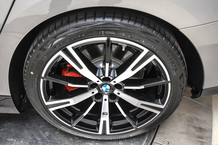 Bilde 2 av BMW i5 xDrive40 Touring Fully Charged Premium E (K)