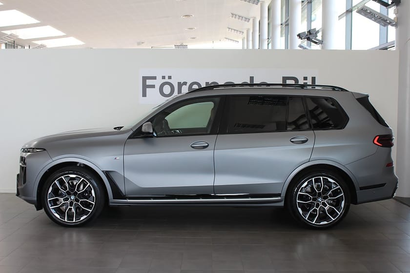 Bild 3 av BMW X7 xDrive40d 4,95 ränta M Sport Pro H/K KomfortStol