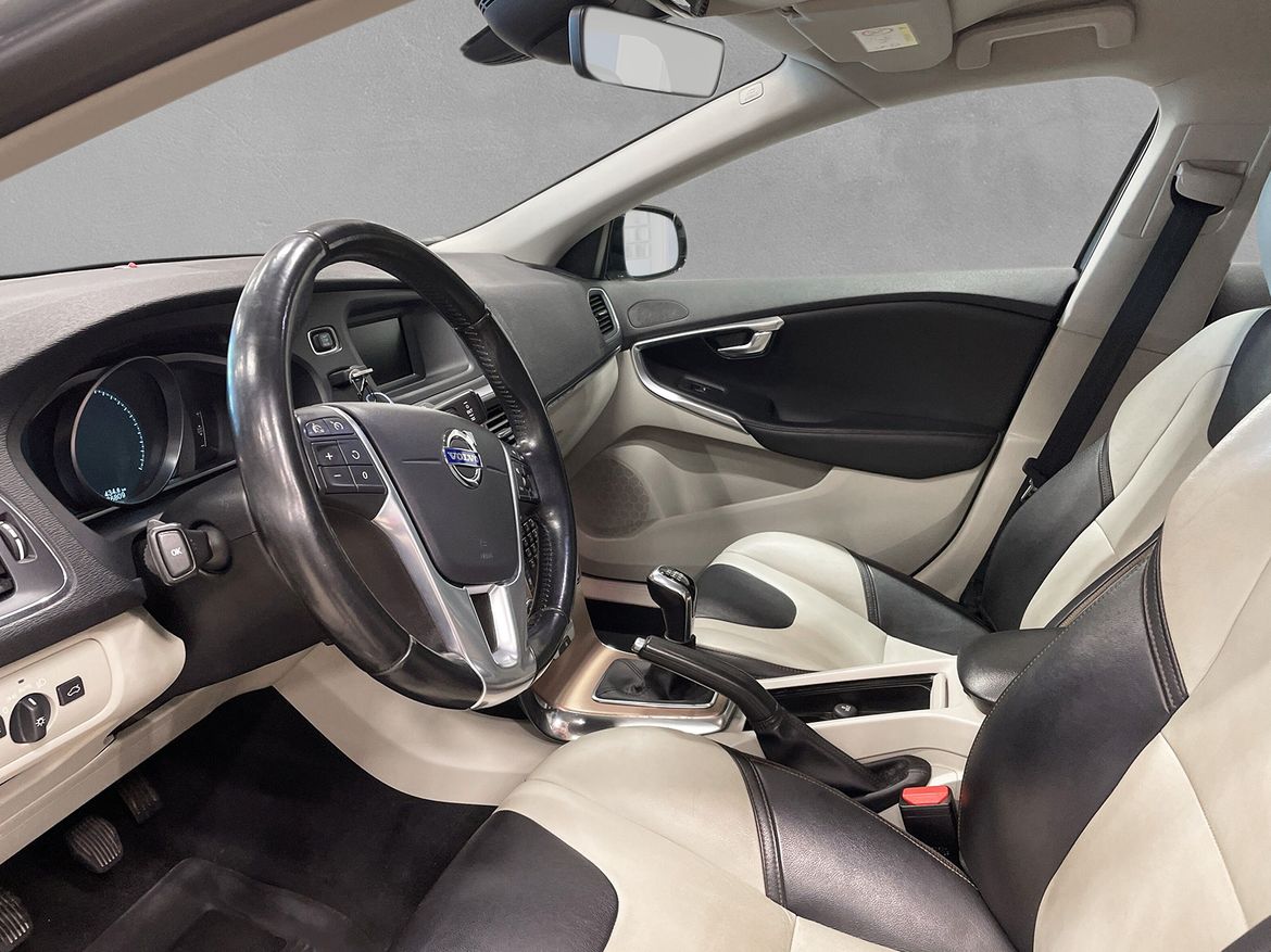 Volvo V40 2015 - miniatyr 5