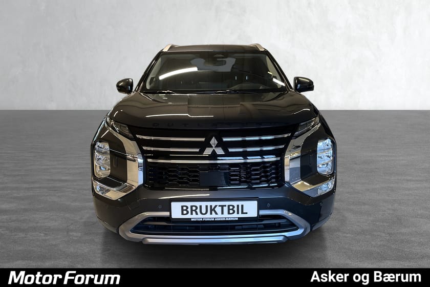 Bilde 2 av Mitsubishi Outlander PHEV INSTYLE/SKINN/KROK/360KAM/ACC/PANO/HEAD-UP/YAMAHA