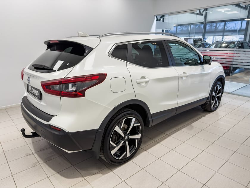Bilde 3 av Nissan Qashqai 1,6 dCi 130 Tekna+ 4x4