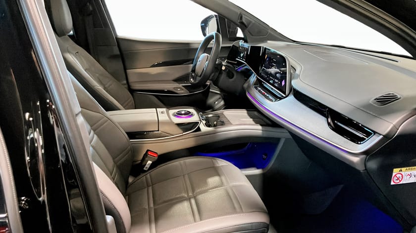 Bild 3 av Hongqi EHS7 4WD