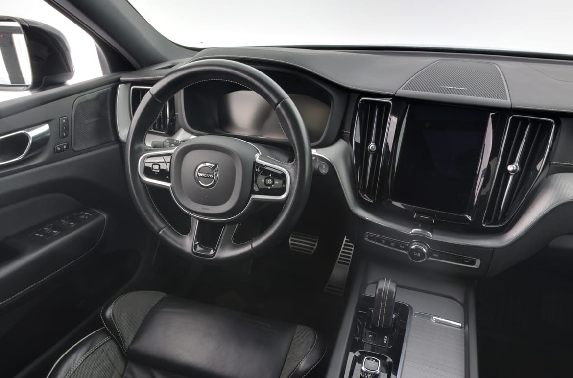 Volvo XC60 2021 - miniatyr 8