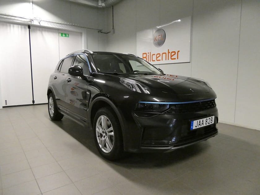 Bild 3 av Lynk & Co 01 PHEV *KFL 10 år 2,99%*Drag-Pano-Kamera-Navi-CarP-SoV
