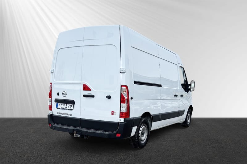 Nissan Interstar Skåpbil