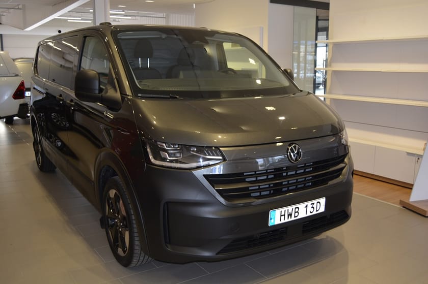Bild 1 av Volkswagen Transporter skåp L2 TDI 170hk Aut Pan Americana