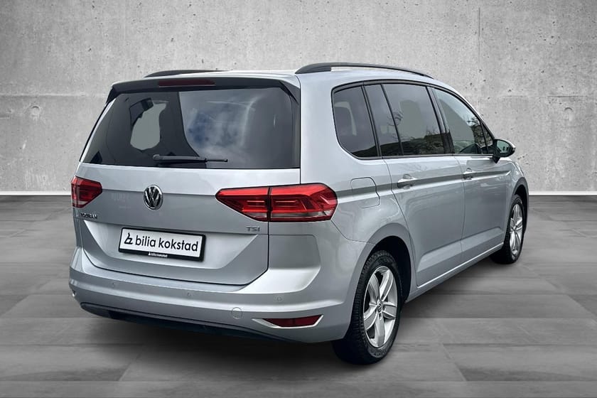 Bilde 3 av Volkswagen Touran 7-seater 7seter/H.feste/Cruise/Sommer+vinterhjul/1 års garanti