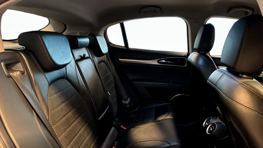 Bild 5 av Alfa Romeo Stelvio 2.2 Backkamera |Helskinn|awd
