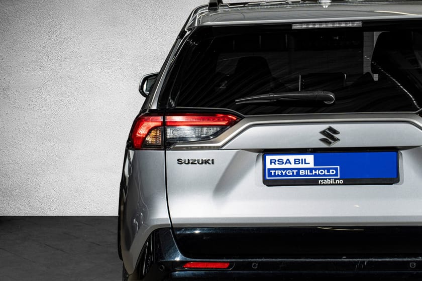 Bilde 5 av Suzuki Across Plug-in Hybrid E-Four PHEV 306hk GLX First Edition