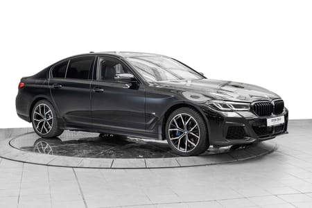 BMW 530e xDrive Sedan xDrive/HUD/360/M-Sport/Krok/H&K/ACC/PANO