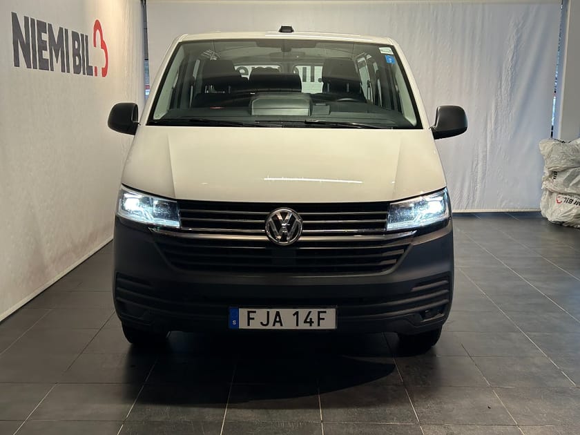Bild 2 av Volkswagen Transporter Kombi T30 2.0 TDI 9-Sits/MOMS/Drag