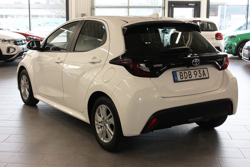 Bild 3 av Toyota Yaris Hybrid CVT Active Kamera Rattvärme V-hjul