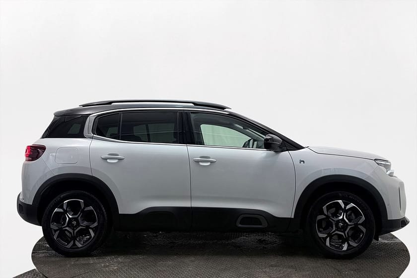 Bild 5 av Citroën C5 Aircross Hybrid 225 Drag Delläder Navi Cockpit 225hk