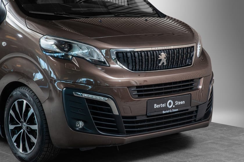 Bilde 2 av Peugeot Expert Traveller 180 hk diesel, 2 tonn hengervekt!