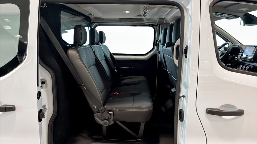 Bild 5 av Renault Trafic Passenger L2 GSR2 L2H1 150HK | Lagerbil!