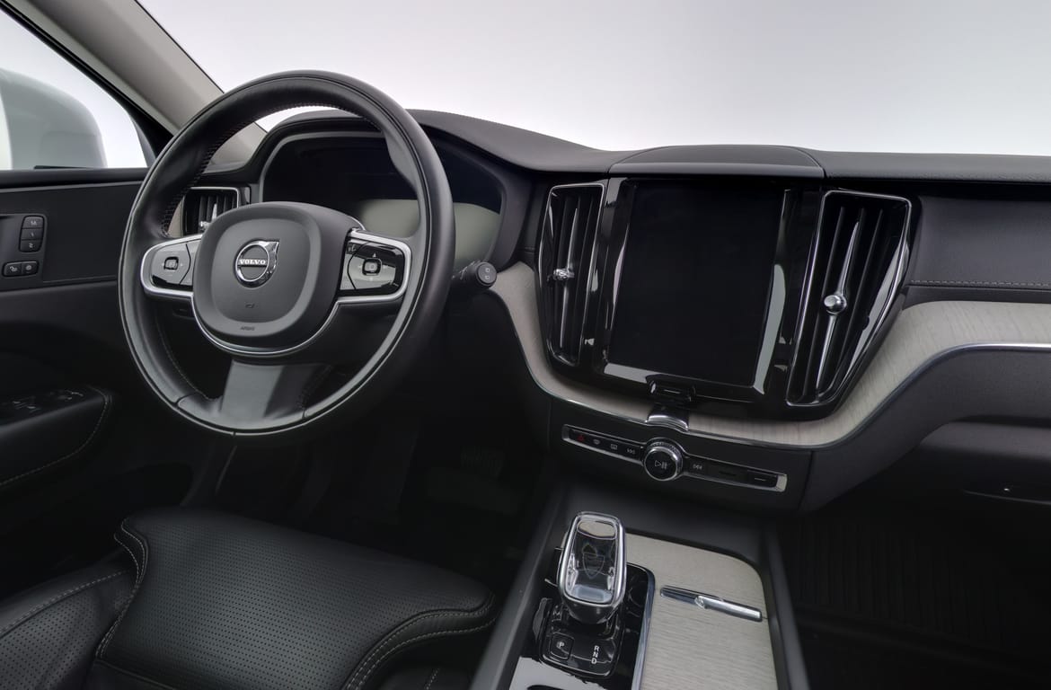 Volvo XC60 2020 - miniatyr 8