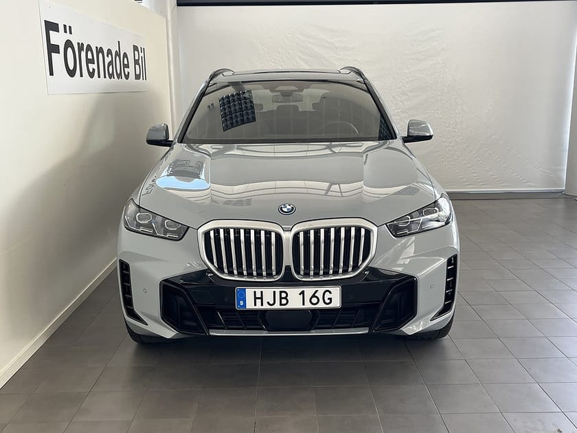 Bild 2 av BMW X5 xDrive50e 2,95%ränta M Sport H/K 21" Dragkrok Panorama