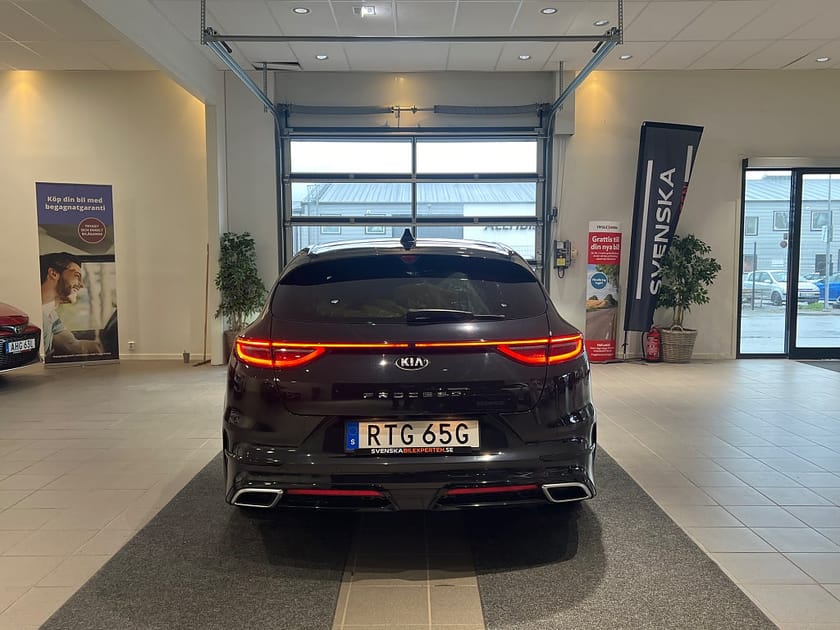 Bild 4 av Kia ProCeed ProCee'd GT 1.4 T-GDi DCT 140hk GT-Line/Backkamera/CarPlay/Garan