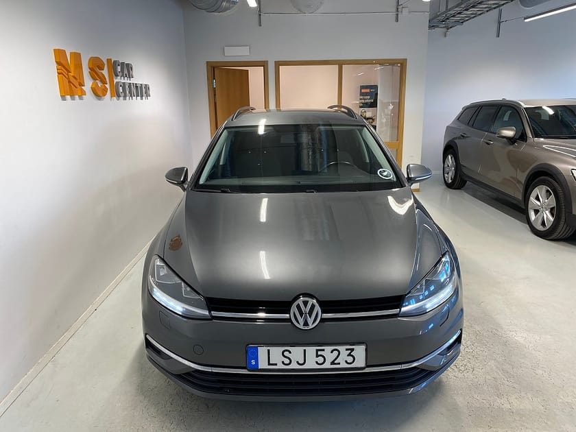Bild 2 av Volkswagen Golf Sportscombi 1.0 TSI Base Euro 6 Drag M-värme B-kamera