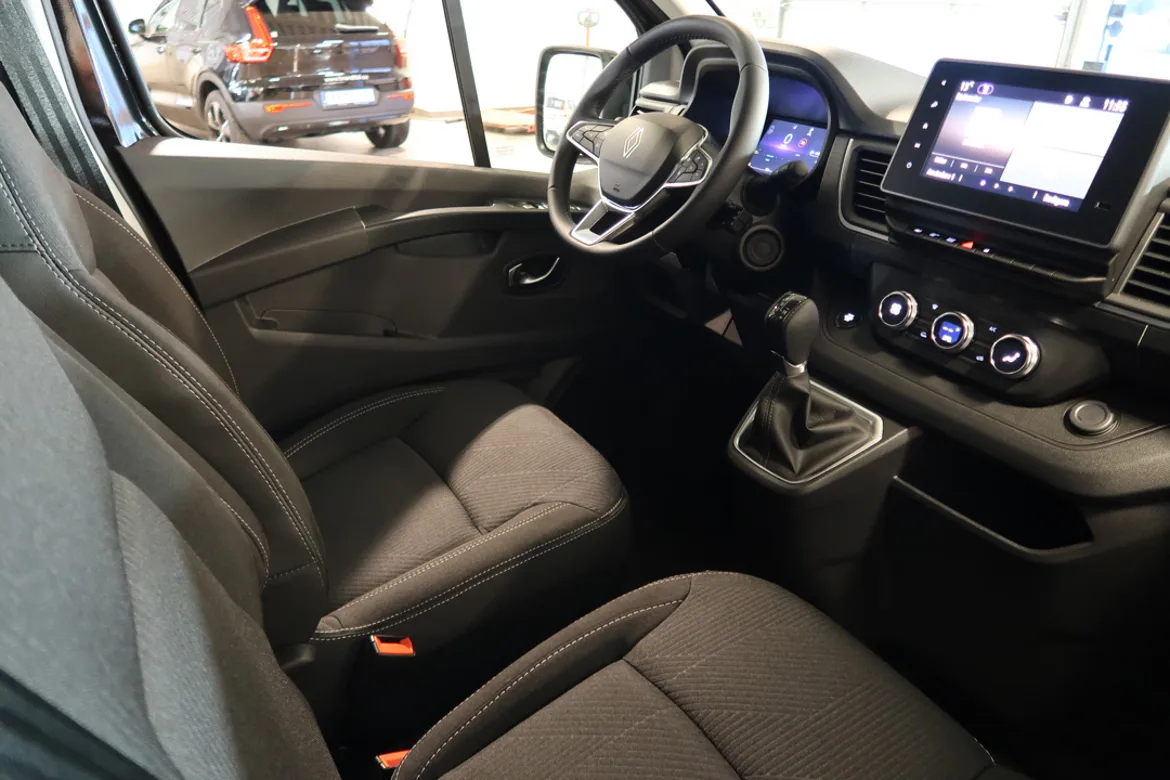 Renault Trafic Skåpbil
