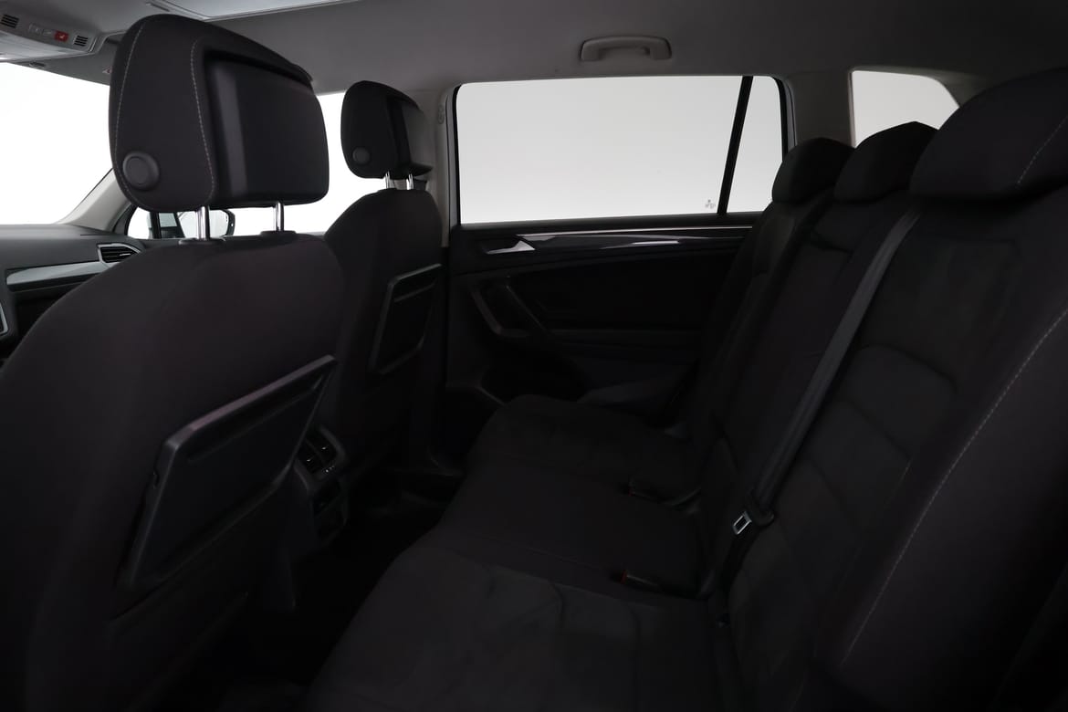 Volkswagen Tiguan 2021 - miniatyr 10