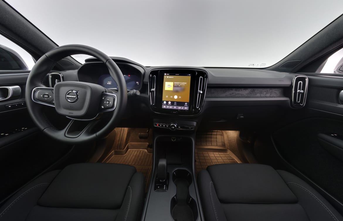 Volvo EX40 2025 - miniatyr 8