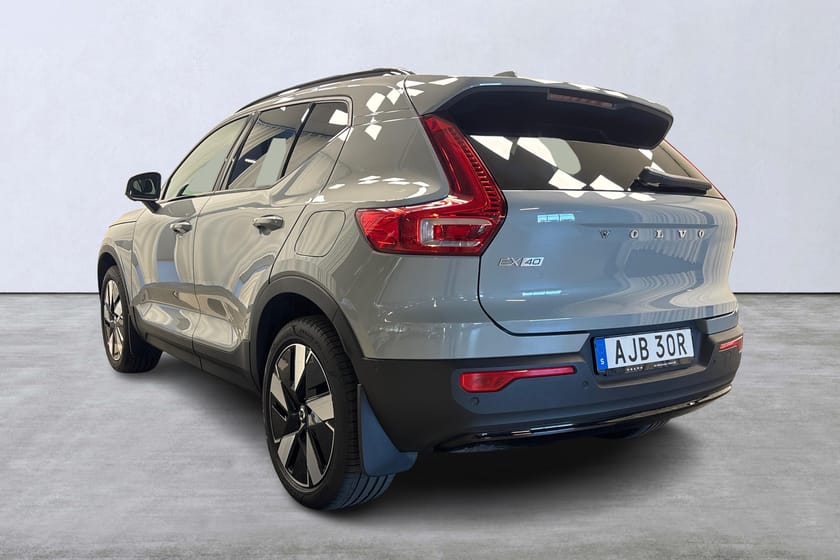 Bild 4 av Volvo EX40 Single Motor Extended Range R Plus Edt