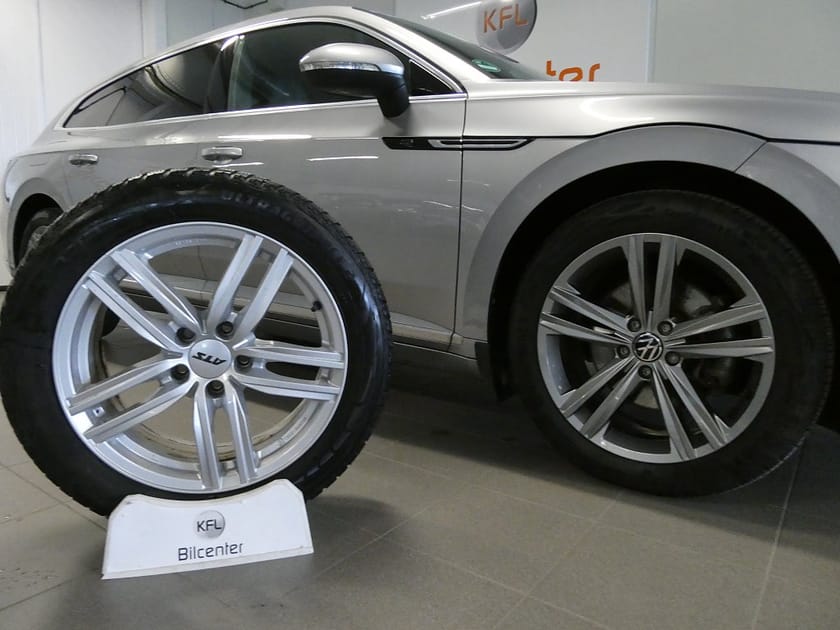 Bild 3 av Volkswagen Arteon eHybrid Shooting Brake 1.4 TSI R-Line Drag-Värmare-SoV