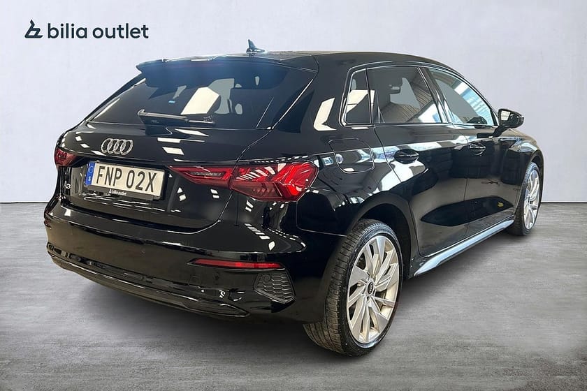 Bild 3 av Audi A3 Sportback 35 TFSI Comfort Proline Evolution Navigation