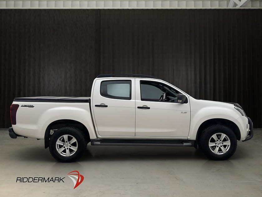 Bild 2 av Isuzu D-Max Crew Cab Limited 2.5 4WD Värmare Drag Skinn Moms 1-Ägare