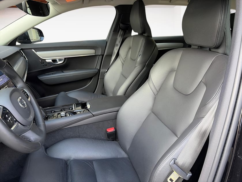 Bild 2 av Volvo V90 Recharge T8 Plus Dark