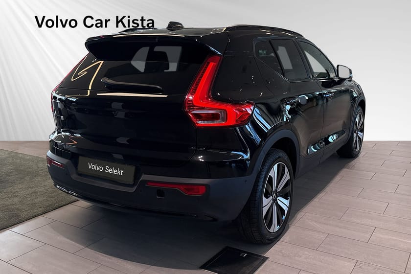 Bild 5 av Volvo EX40 Twin Motor Performance UltraBlack 360Kam Pano