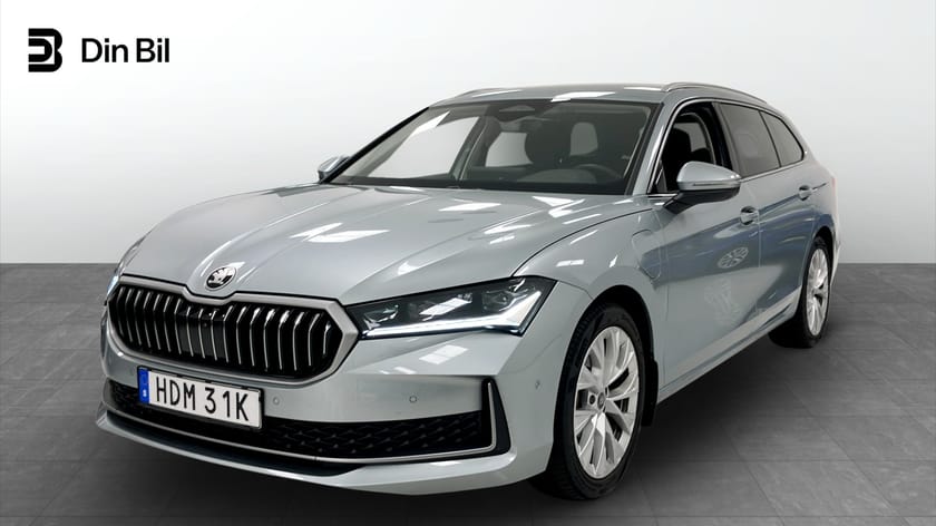 Bild 1 av Škoda Superb iV Kombi SelectionCOMBI 1,5 TSI 204 Hk 6 vxl DSG