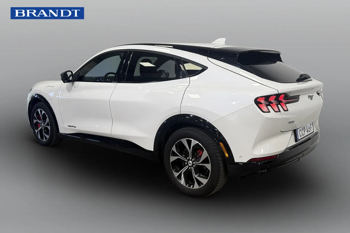 Ford Mustang Mach-E Standard Range AWD