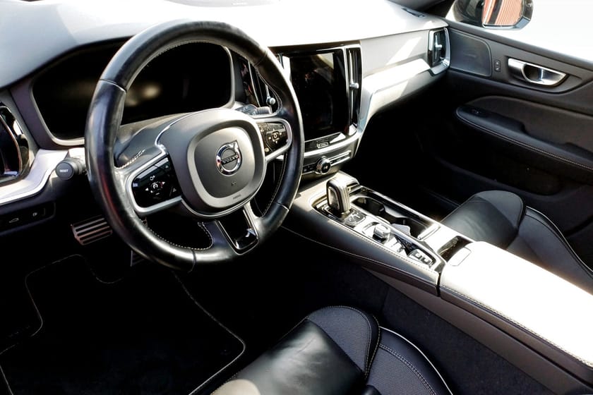 Bild 5 av Volvo V60 Recharge T8 R-Design, Drag, 360 kamera, HUD, H/K, Panoramatak