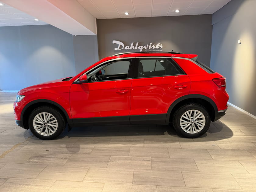 Bild 3 av Volkswagen T-Roc 1.0 TSI 110hk | Teknik pkt Navi B-Kamera