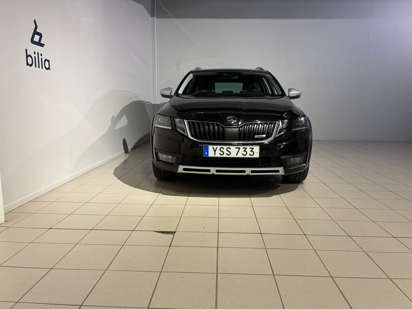 Bild 2 av Škoda Octavia Scout 2.0 TDI SCR 4x4 DSG