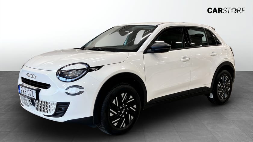 Bild 1 av Fiat 600 Hybrid eDCT, 101hk, |CARPLAY|