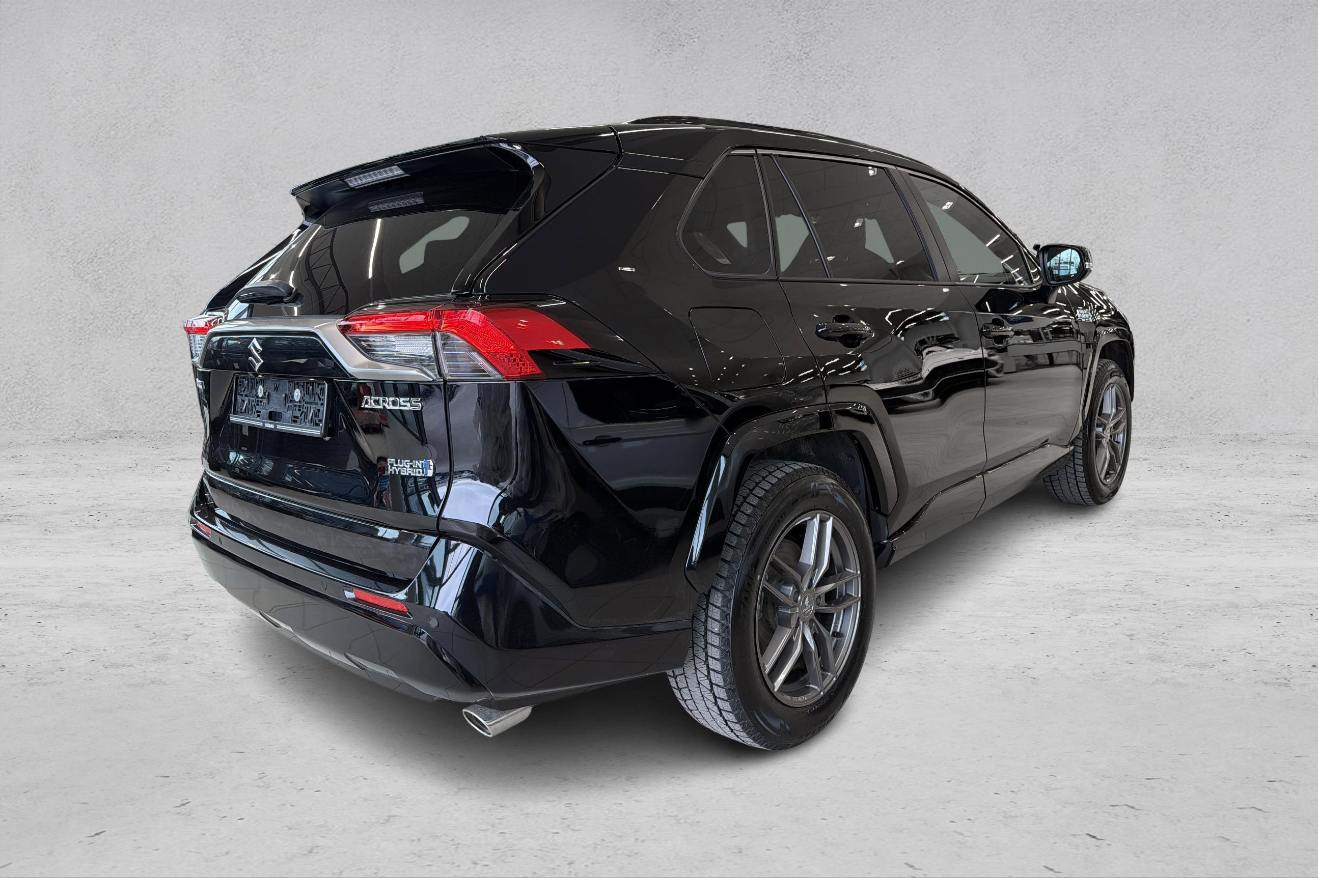 Thumnail bilde 3 av Suzuki Across Plug-in Hybrid