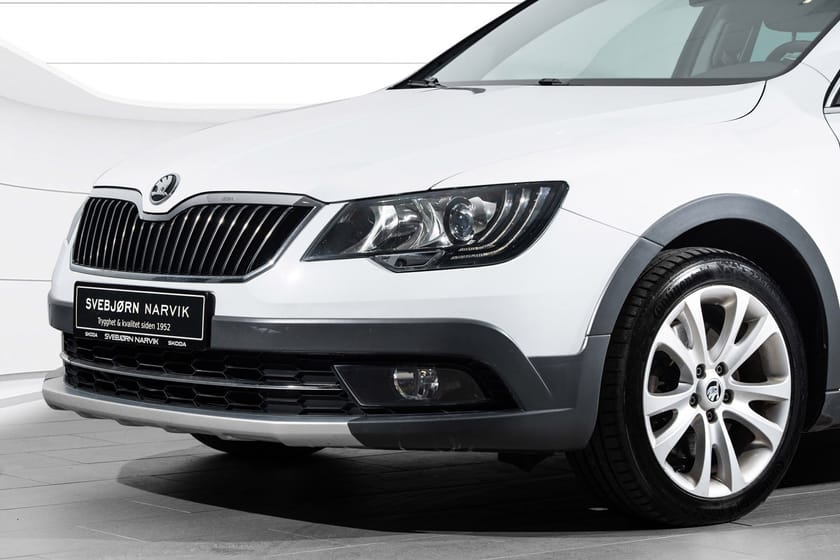 Bilde 2 av Škoda Superb Stasjonsvogn out tdi 140 4x4
